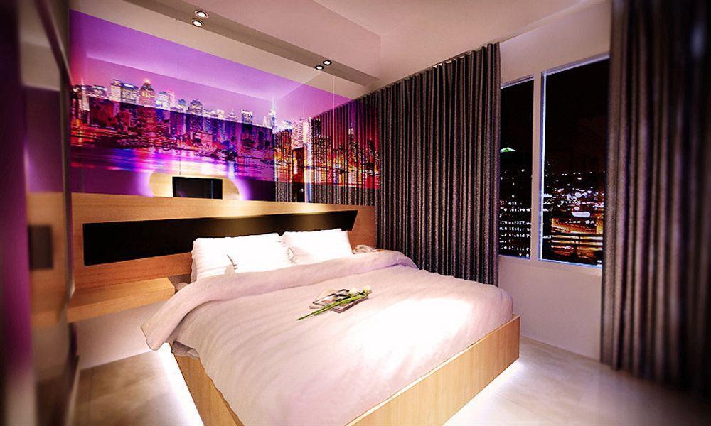 G Suites Hotel By Amithya سورابايا المظهر الخارجي الصورة