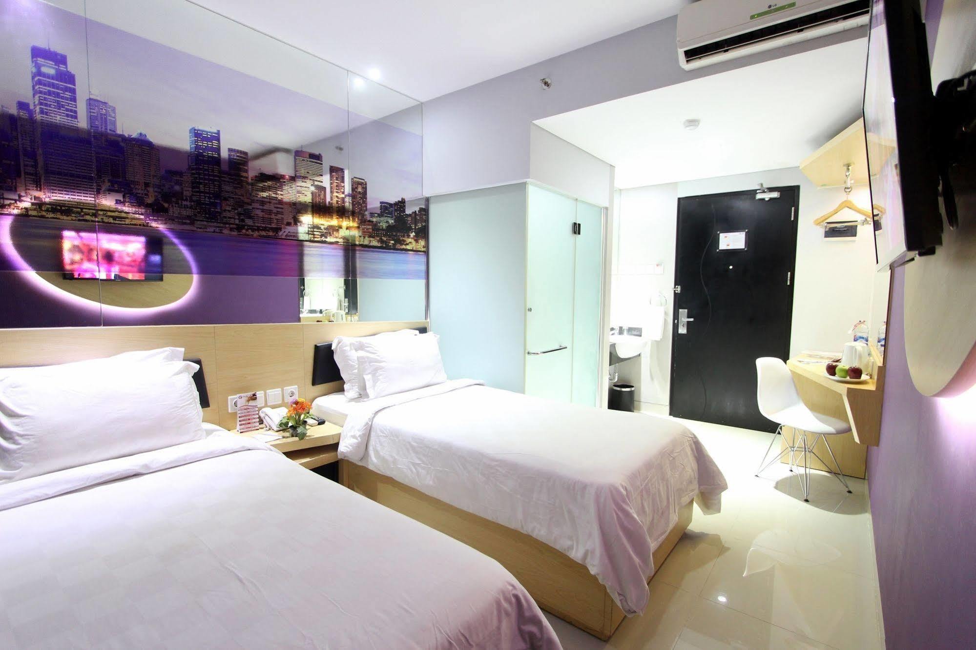 G Suites Hotel By Amithya سورابايا المظهر الخارجي الصورة